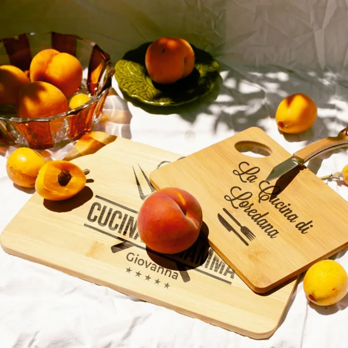 esempio-tagliere-personalizzato-grande Tagliere personalizzato 30x20 "La cucina di Mamma" - immagine 2