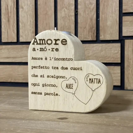 Porta candele in legno a forma di cuore incisone personalizzato