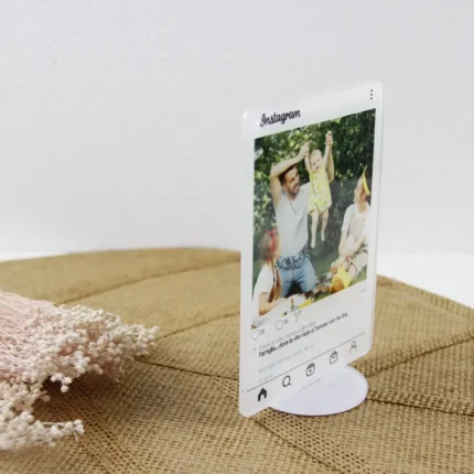cornice instagram personalizzata in plexiglass con foto e dedica