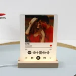 lampada a led con foto e codice spotify