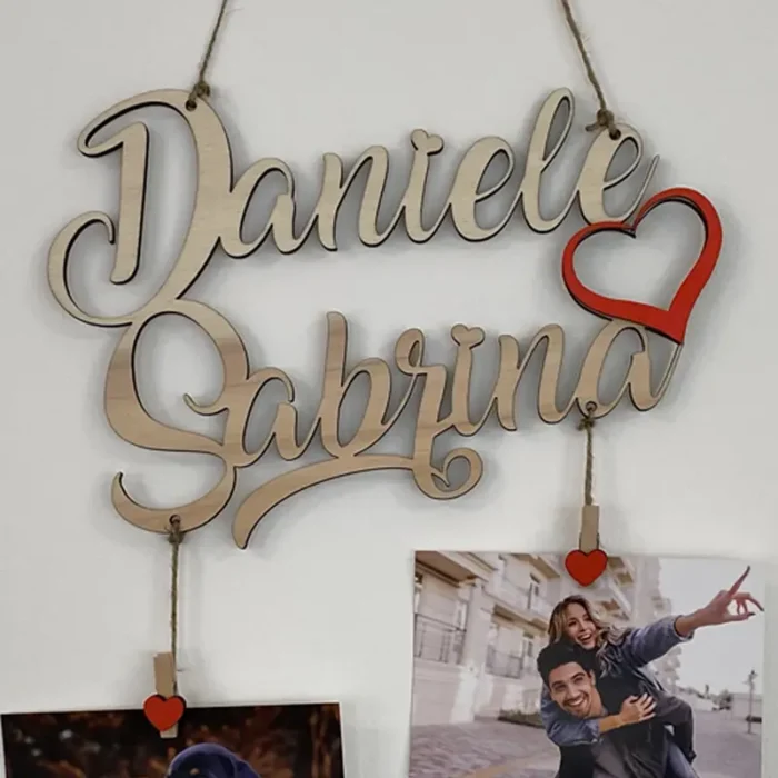 Porta foto nomi personalizzati in Legno con mollette