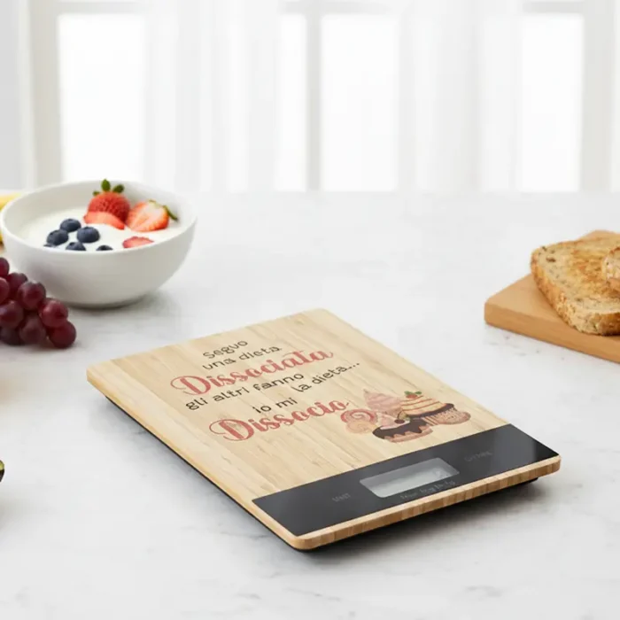 Bilancia da cucina ironica con frase simpatica dieta dissociata